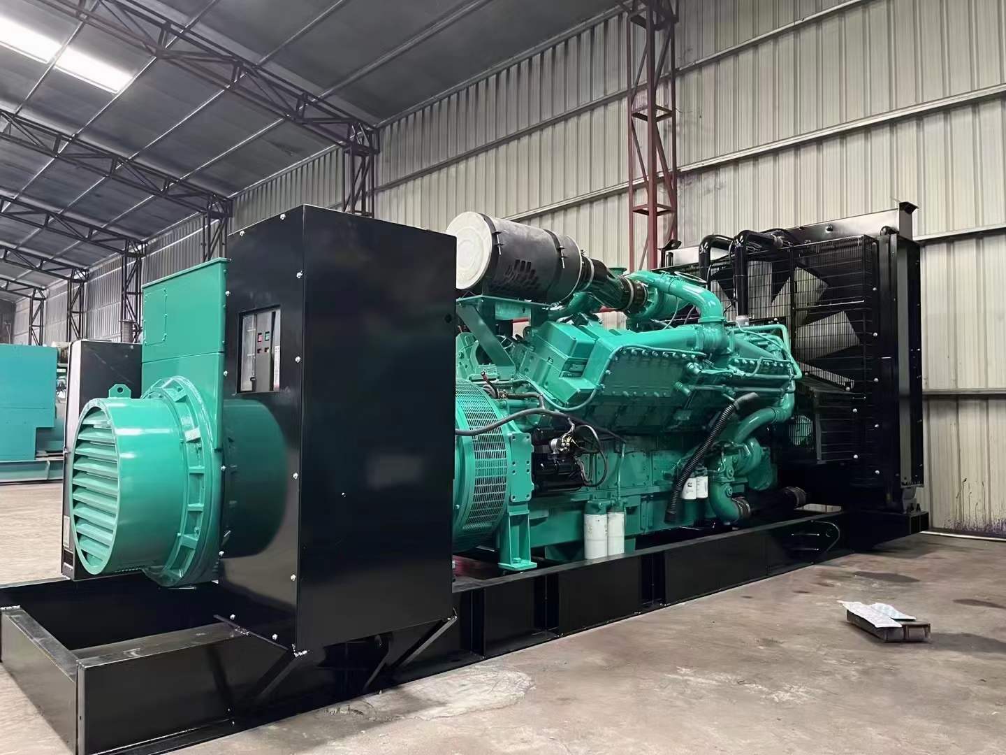 芷江如何降低 800kW 柴油发电机输出电流的波动?