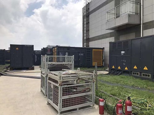 芷江除了定期检查，还有哪些方法可以及时发现接触式转速表探头的磨损？